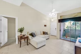 Photo #1: 2352649 Listing