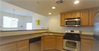 Photo #2: 2352755 Listing 