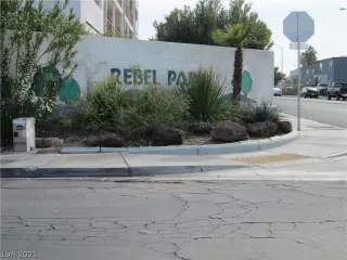 Photo #1: 2352797 Listing