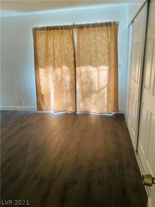 Photo #4: 2352865 Listing 