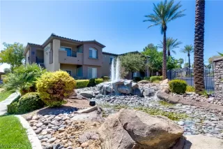 Photo #3: 2352866 Listing 