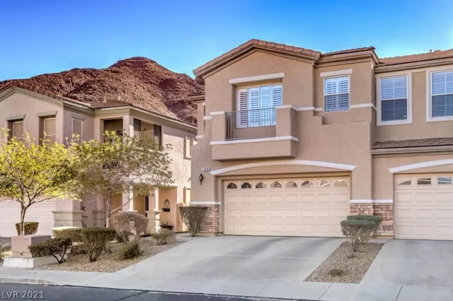 MLS: 2352936 Condo For Sale