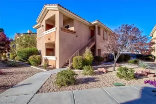 Photo #4: 2352960 Listing 