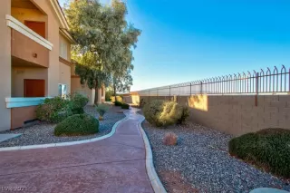 Photo #6: 2352960 Listing 