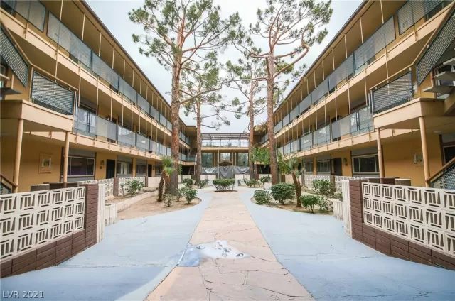 MLS: 2352995 Condo For Sale