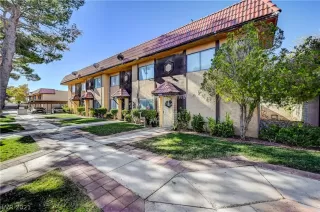 Photo #1: 2353022 Listing