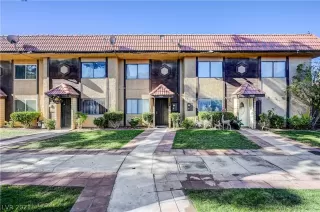 Photo #2: 2353022 Listing