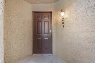 Photo #2: 2353059 Listing 