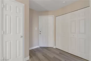 Photo #3: 2353059 Listing 