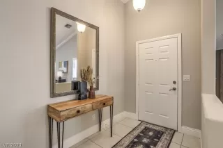 Photo #5: 2353062 Listing 