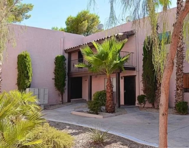 MLS: 2353142 Condo For Sale