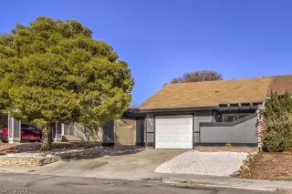 Photo #1: 2353149 Listing