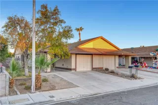 Photo #1: 2353191 Listing 