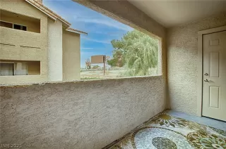 Photo #4: 2353204 Listing 