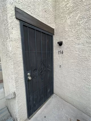 Photo #1: 2353219 Listing 