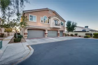 Photo #2: 2353227 Listing