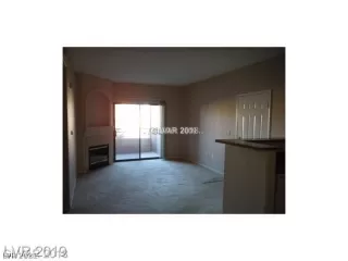 Photo #6: 2353236 Listing