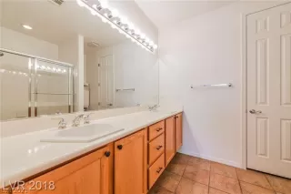 Photo #6: 2353251 Listing 