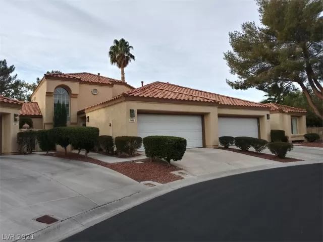 MLS: 2353320 Condo For Sale