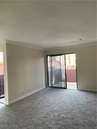 Photo #5: 2353336 Listing 