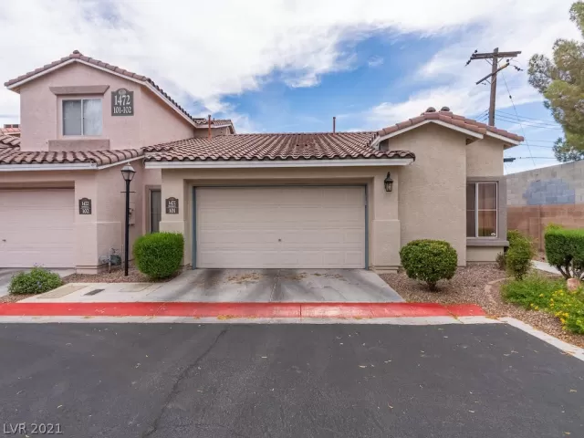 MLS: 2353356 Condo For Sale