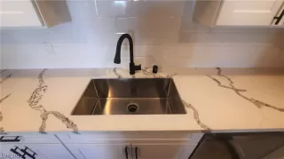 Photo #3: 2353379 Listing 