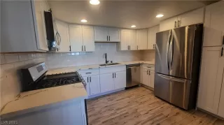 Photo #4: 2353379 Listing 