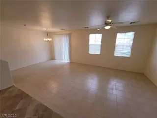 Photo #2: 2353385 Listing 