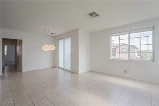 Photo #4: 2353414 Listing 