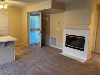 Photo #2: 2353420 Listing 