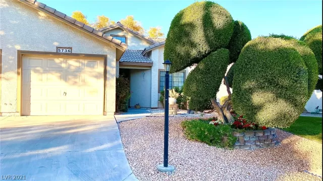 MLS: 2353429 Condo For Sale