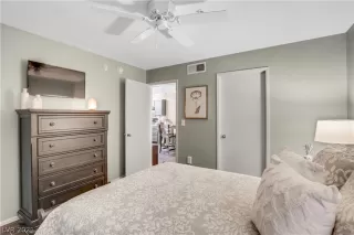 Photo #6: 2353443 Listing 