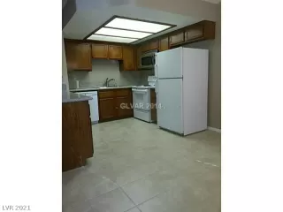 Photo #2: 2353461 Listing 