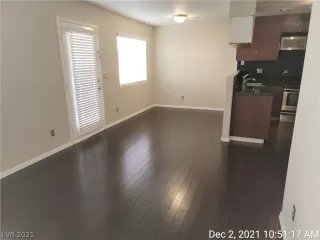 Photo #3: 2353465 Listing 