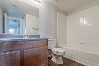 Photo #3: 2353496 Listing 