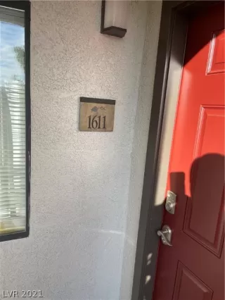 Photo #3: 2353532 Listing 