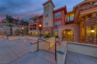 Photo #2: 2353607 Listing 