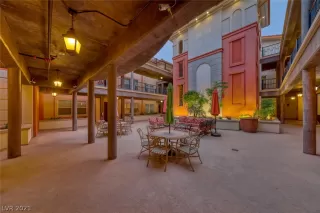 Photo #6: 2353607 Listing 