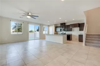 Photo #3: 2353655 Listing 