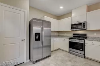 Photo #1: 2353656 Listing 