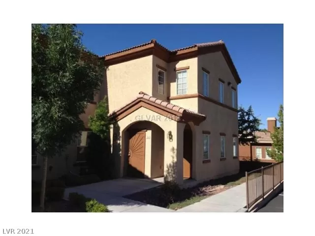 MLS: 2353657 Condo For Sale