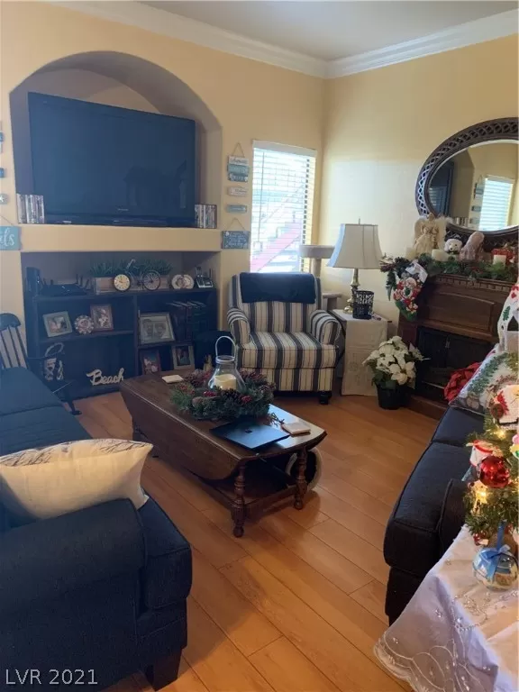 MLS: 2353658 Condo For Sale