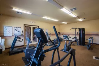 Photo #2: 2353658 Listing