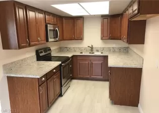 Photo #1: 2353680 Listing