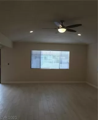 Photo #2: 2353680 Listing