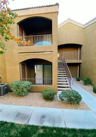 Photo #1: 2353722 Listing 