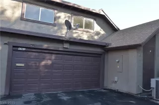 Photo #1: 2353736 Listing