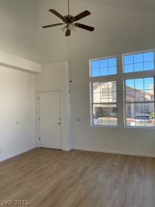 Photo #4: 2353754 Listing 