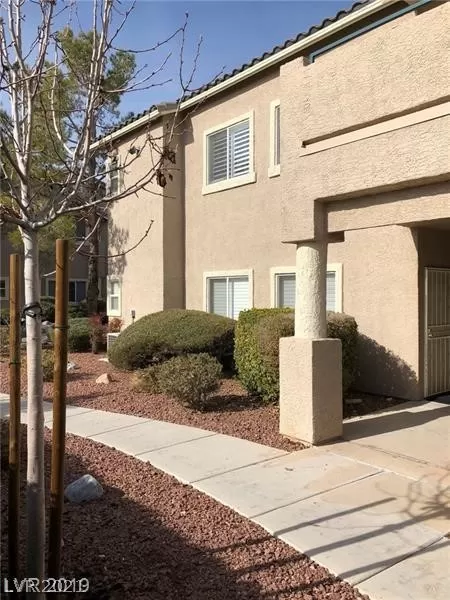 MLS: 2353758 Condo For Sale