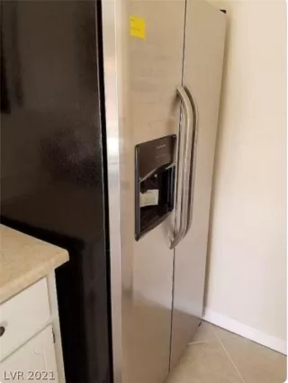 Photo #4: 2353759 Listing